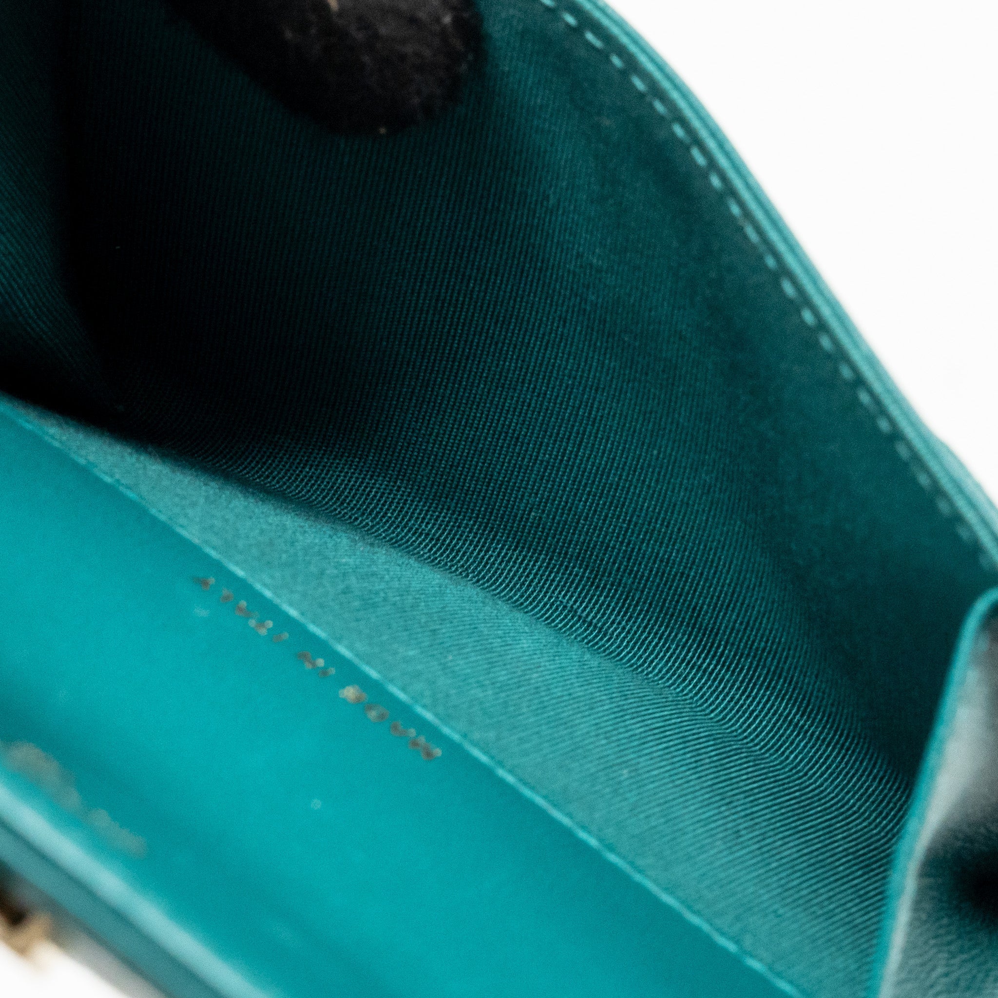 Chanel Boy Flap Card Holder Lambskin Green L