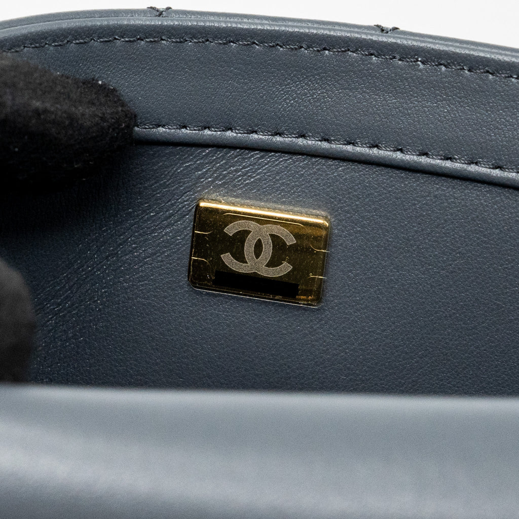Chanel pearl crush mini rectangular flap bag Lambskin dark grey  (microchip)