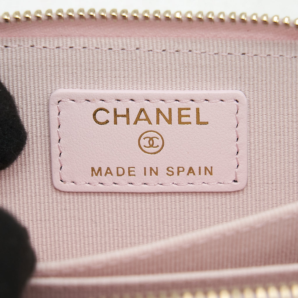 Chanel 22P Zip Card holder Caviar pink L