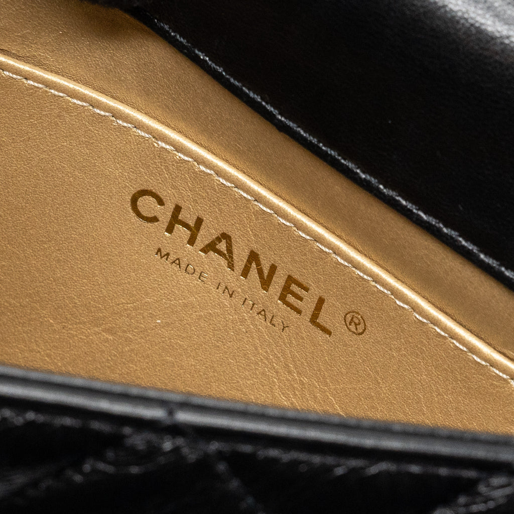 Chanel seasonal mini square flap bag with detailed chain strap calfskin black  (Microchip)