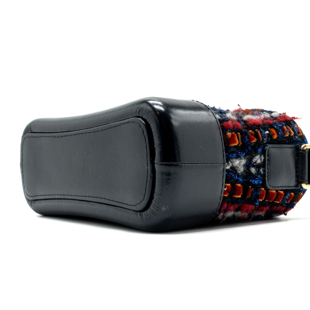 Chanel Small Gabrielle Hobo Bag Tweed/Calfskin Multicolour / Multicolour Hardware