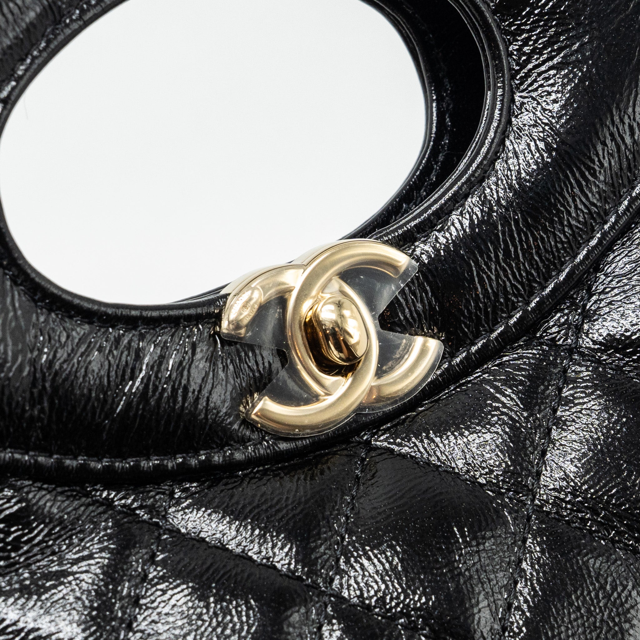 Chanel 24S Mini 31 Bag shiny Lambskin black  (microchip)
