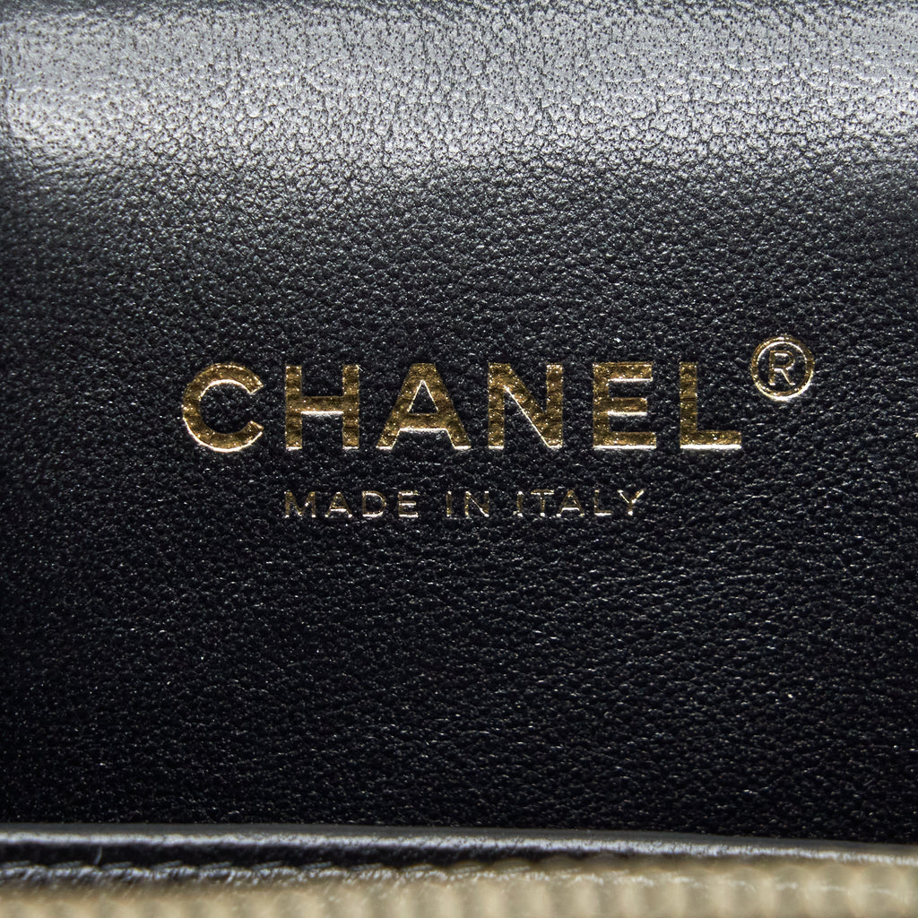 Chanel 22S Top Handle Vanity Caviar Black L