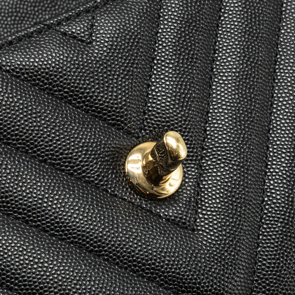CHANEL Small Coco Handle Chevron Caviar Black L