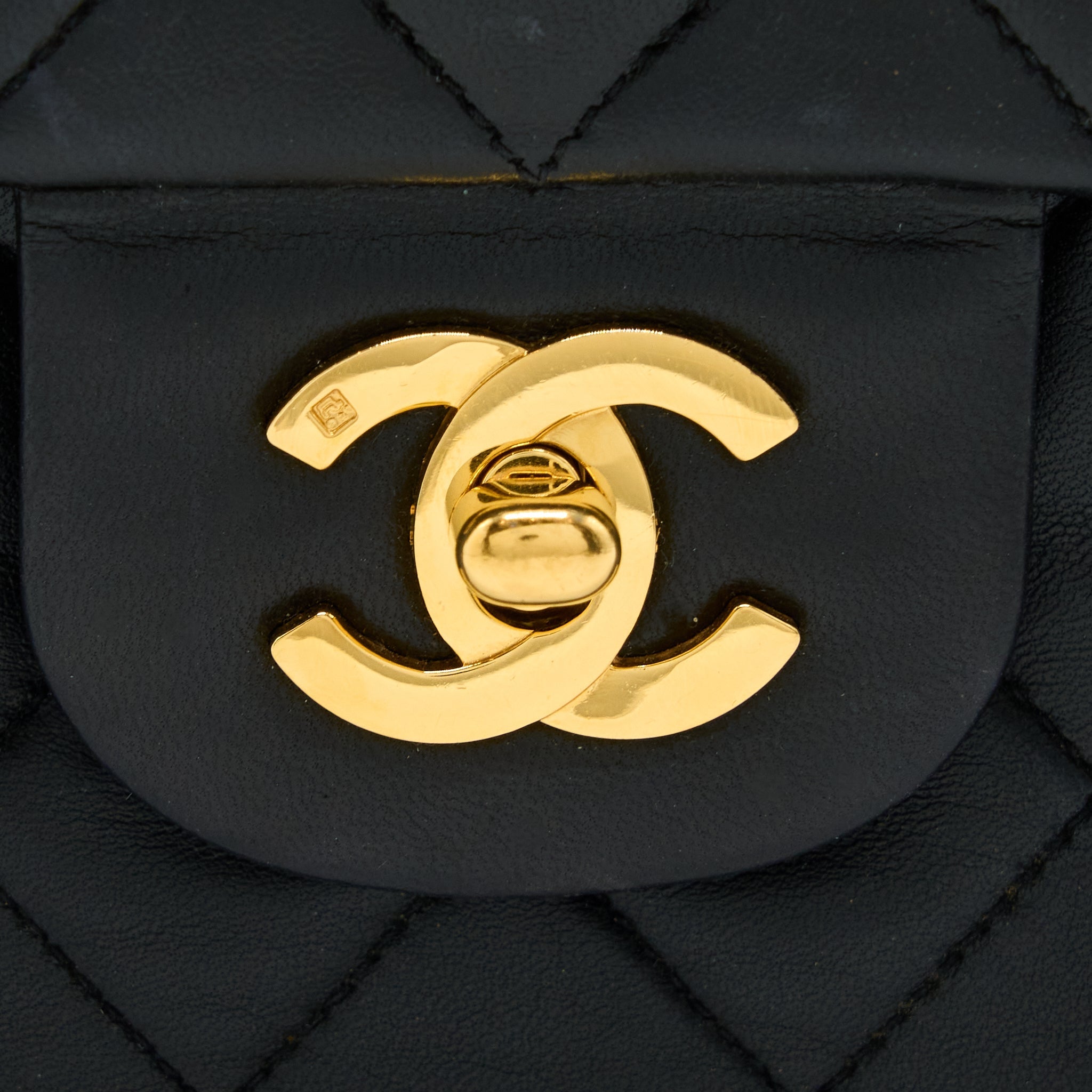 Chanel Vintage Medium Flap Bag Lambskin Black