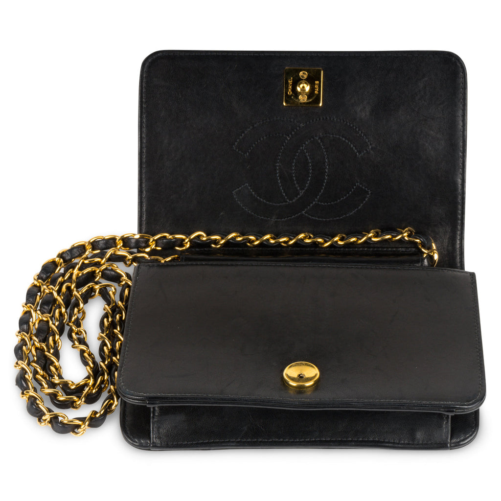 Chanel Vintage Wallet On Chain