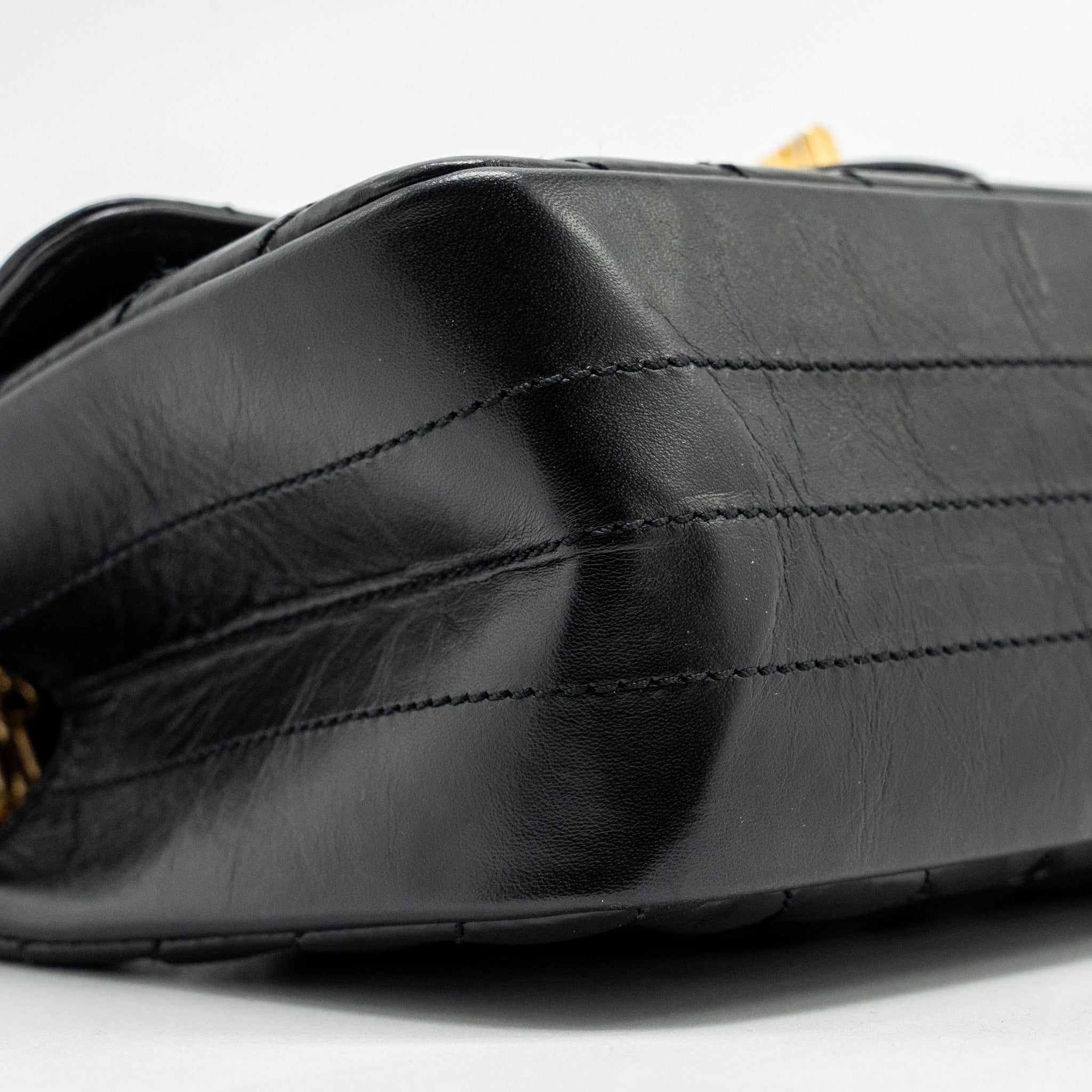 Chanel Mini 2.55 Reissue Chevron Calfskin BLACK  (Microchip)