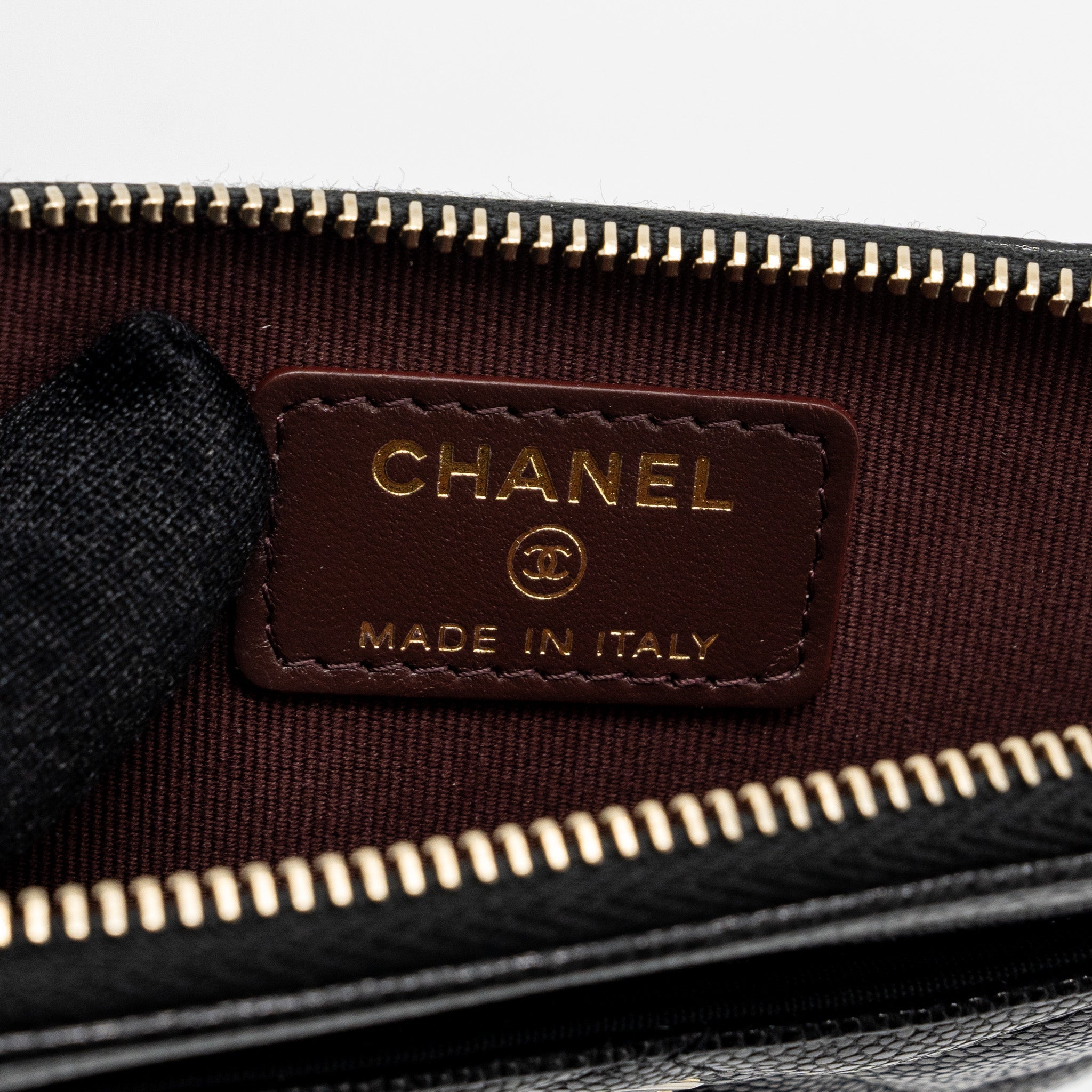 Chanel square zipper pouch card holder caviar black L (Microchip)