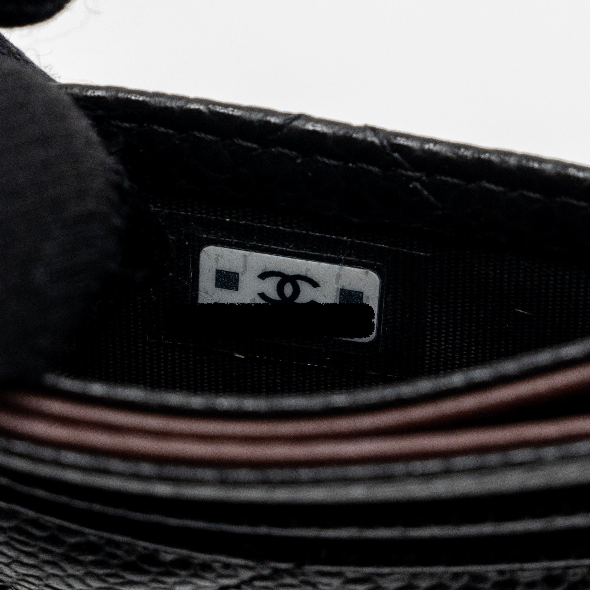 Chanel Classic card holder caviar black  (Microchip)