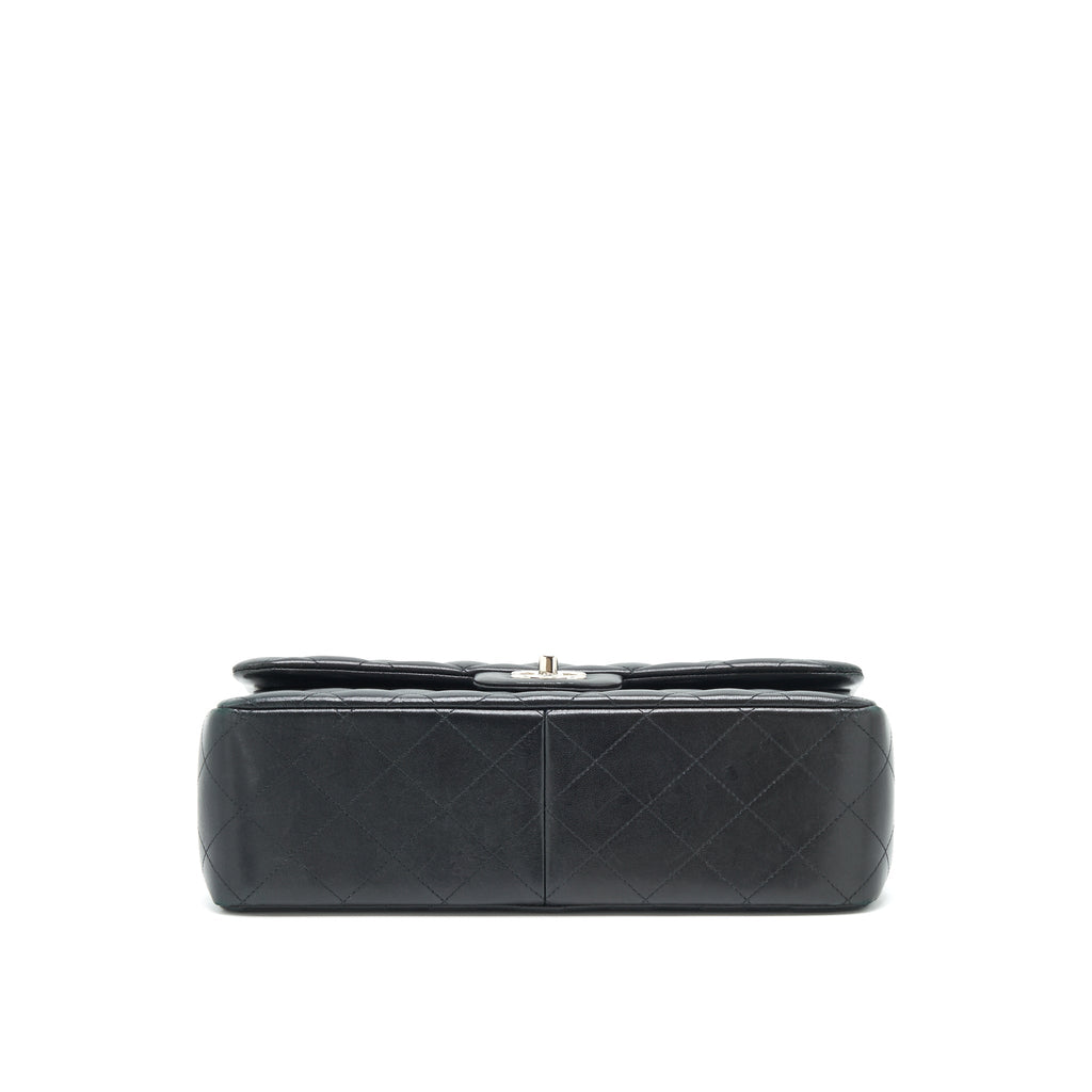 Chanel Classic jumbo Double flap Bag Lambskin Black