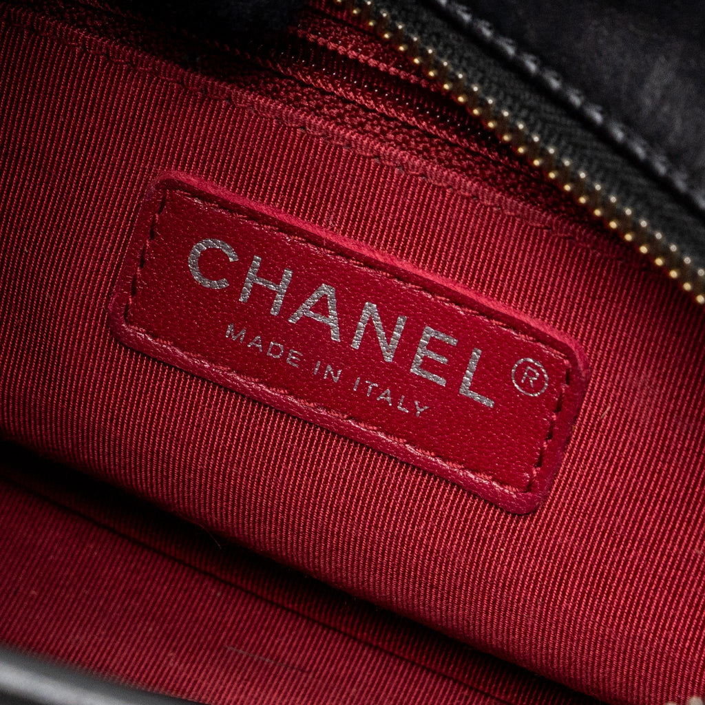 Chanel Small Gabrielle Hobo Bag Chevron Aged Calfskin Black Multicolour Hardware