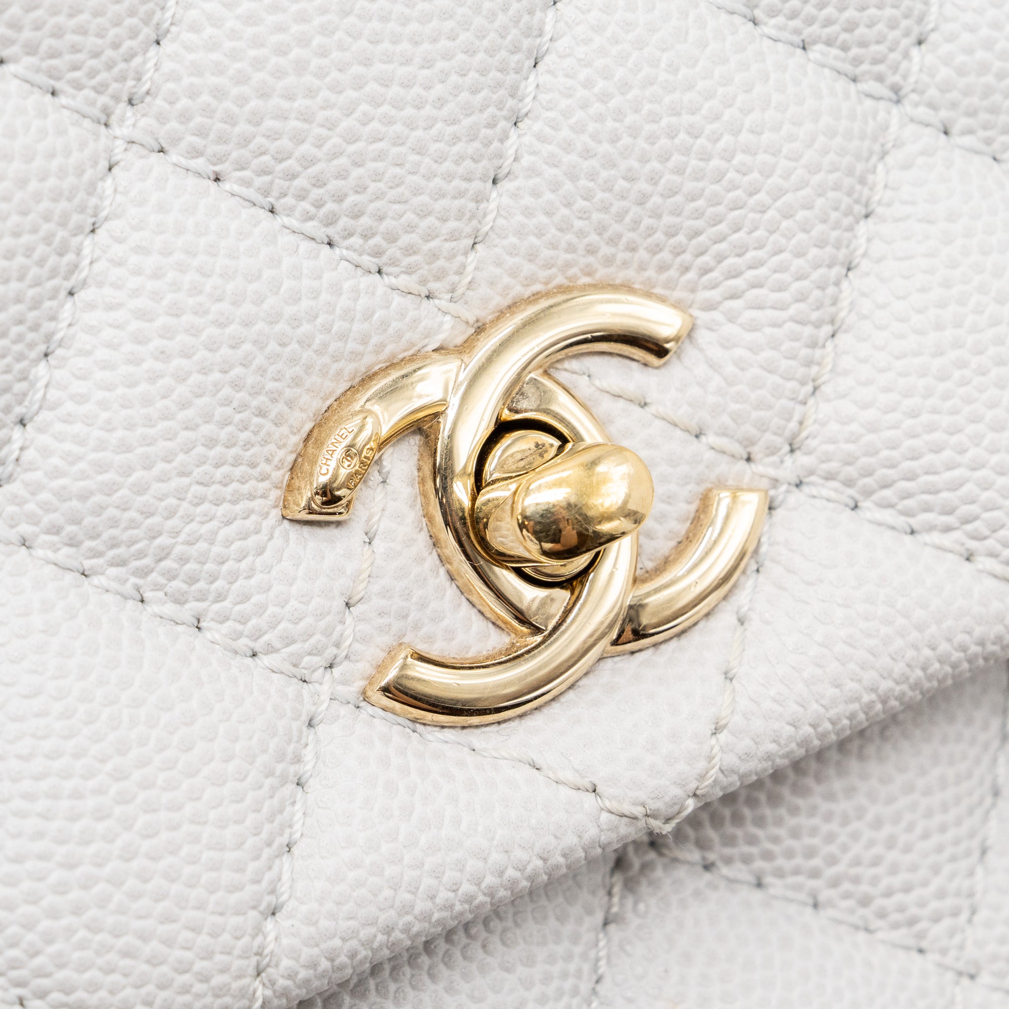Chanel small coco handle caviar light grey L