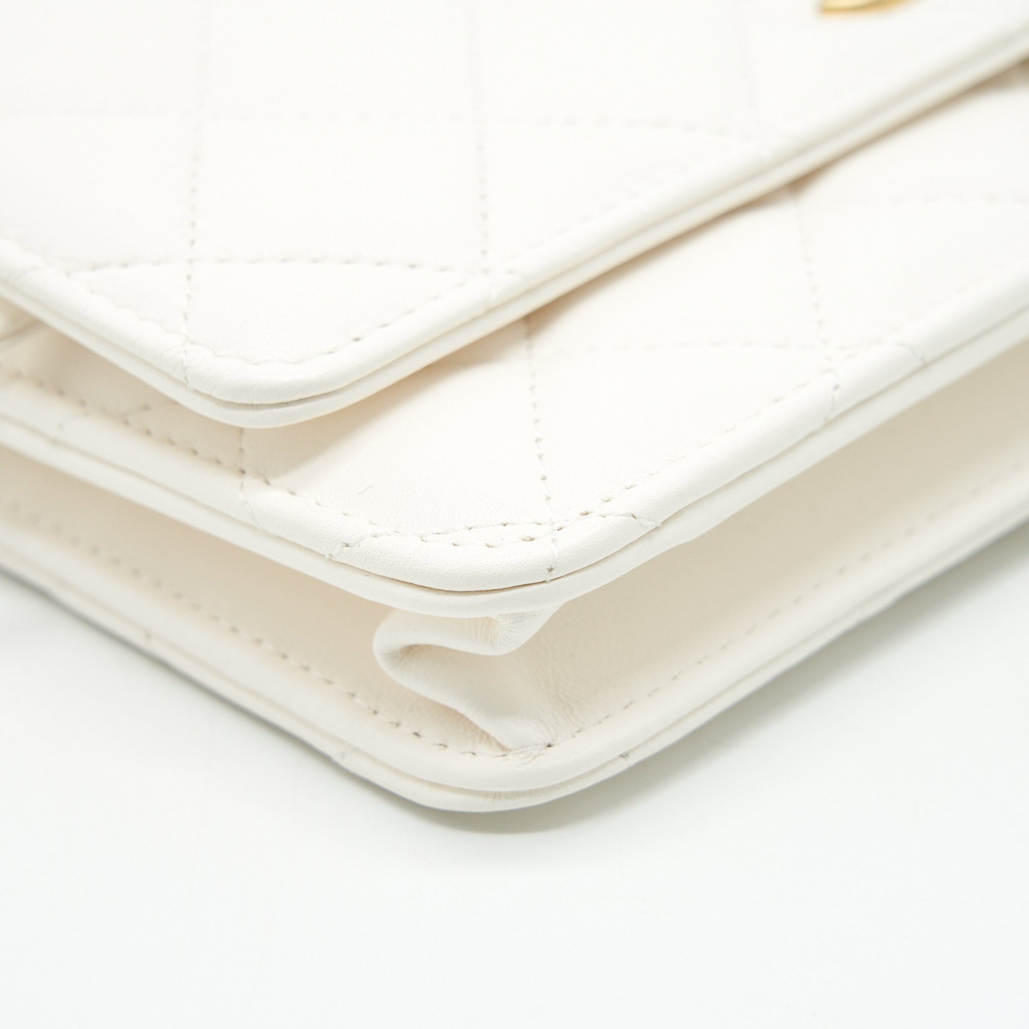 Chanel Pearl Crush Wallet On Chain Lambskin White