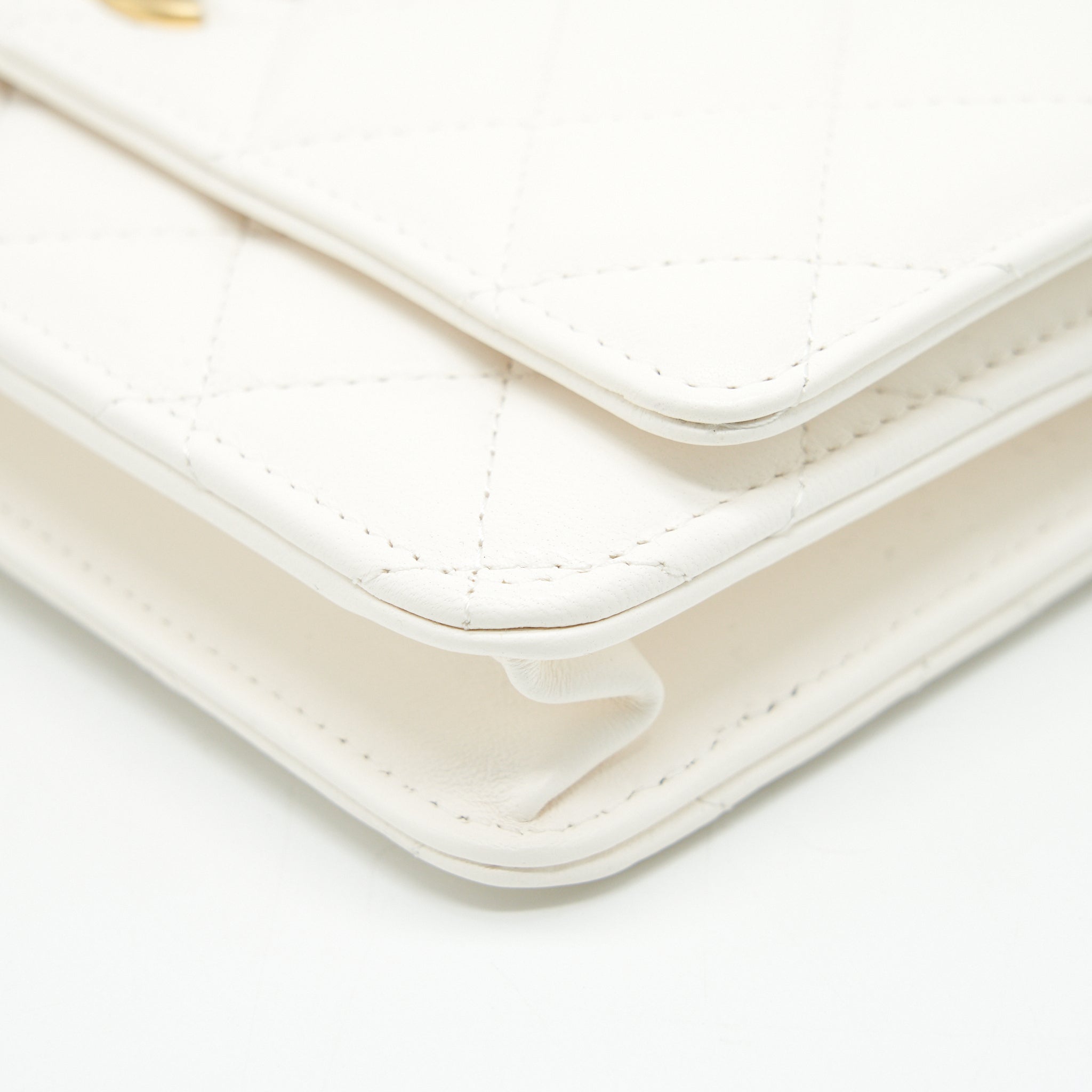 Chanel Pearl Crush Wallet On Chain Lambskin White