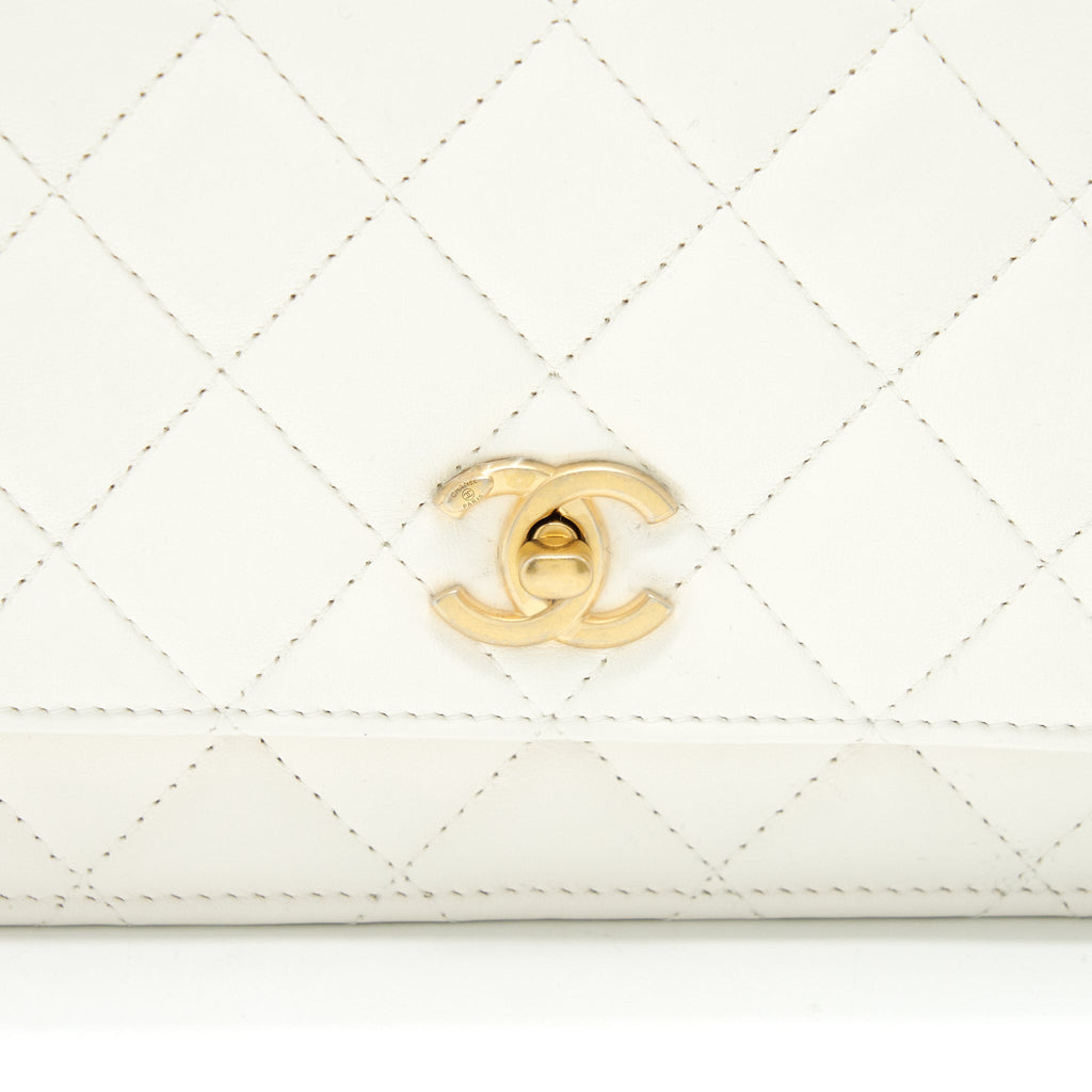 Chanel Pearl Crush Wallet On Chain Lambskin White