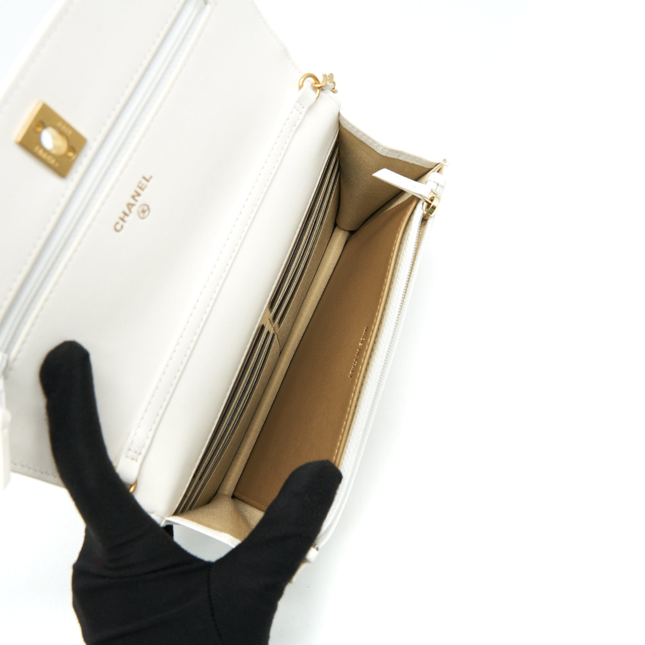 Chanel Pearl Crush Wallet On Chain Lambskin White