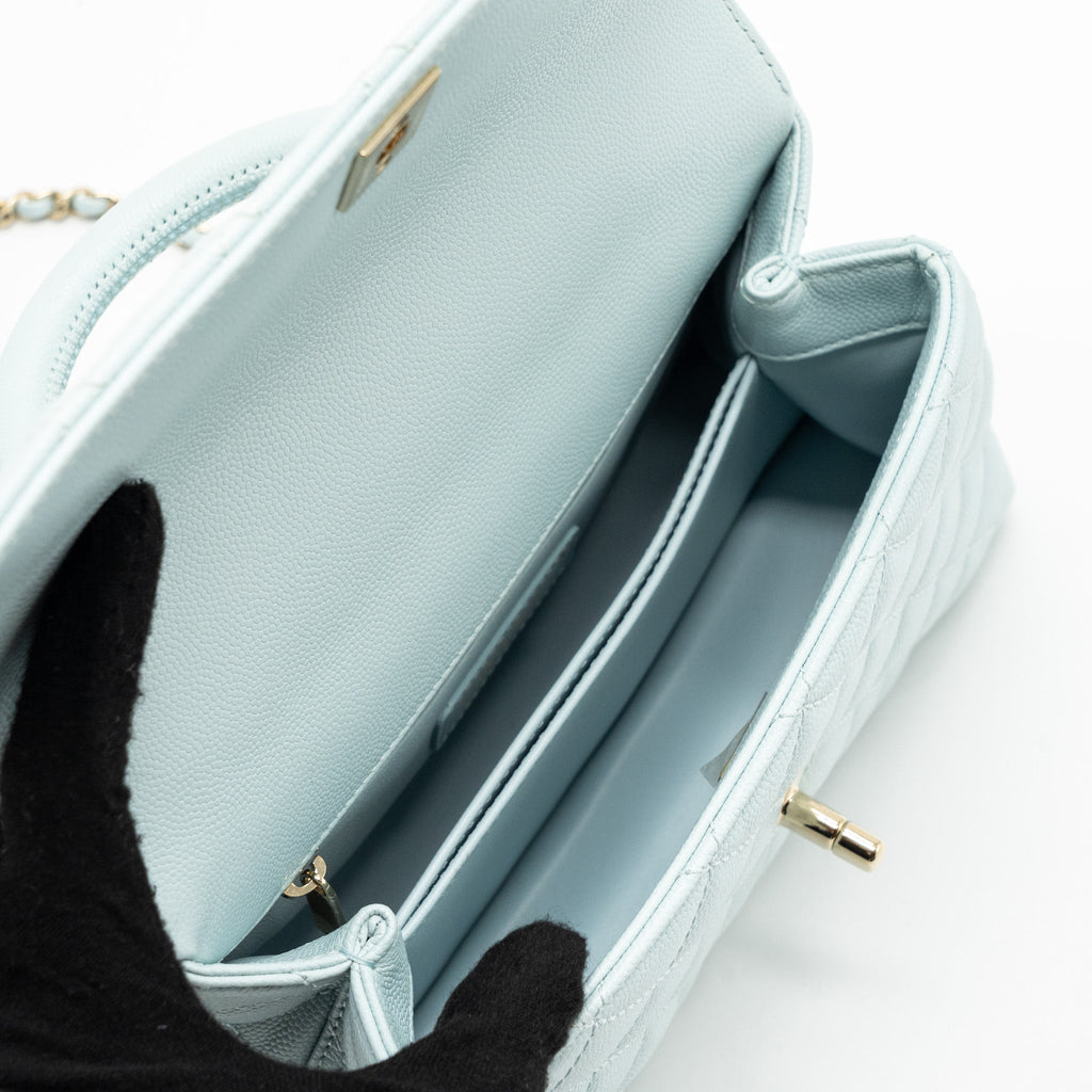 Chanel small coco handle caviar light blue L (microchip)