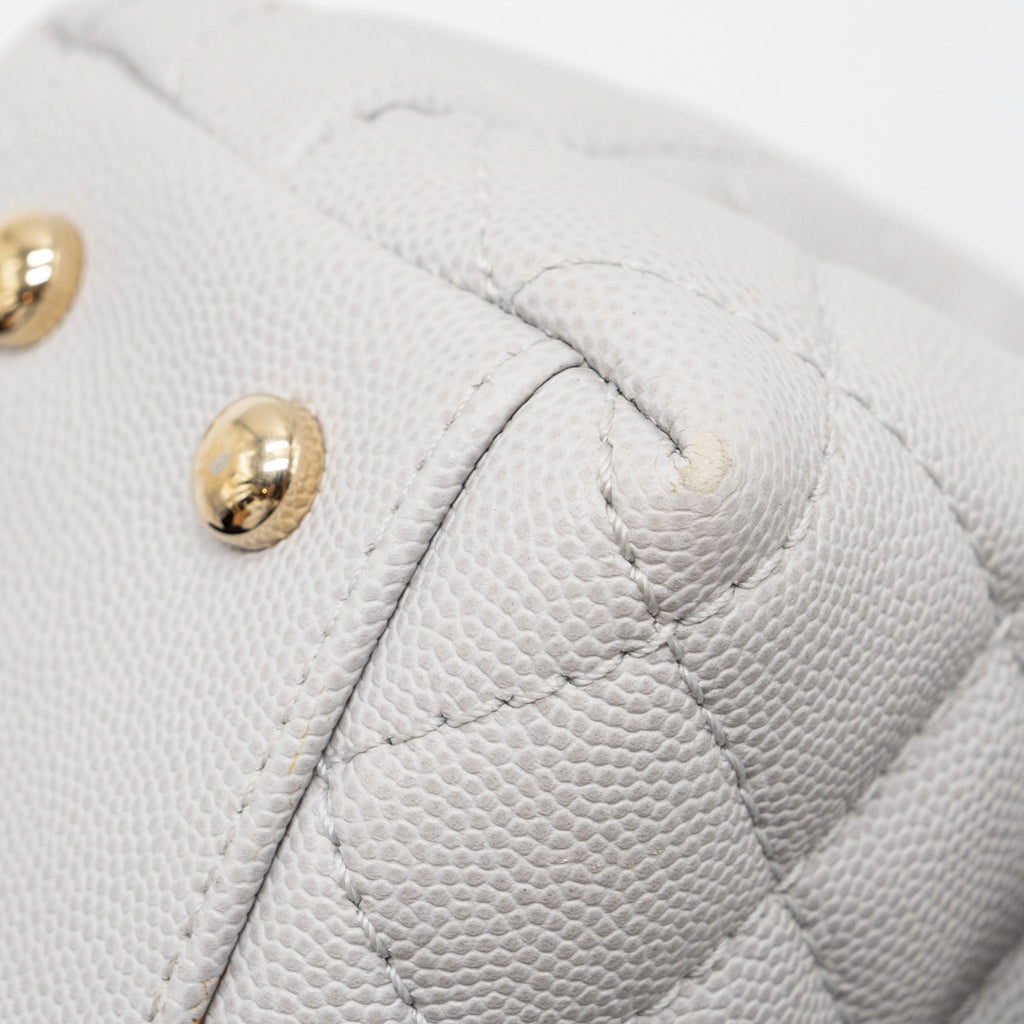 Chanel small coco handle caviar light grey L