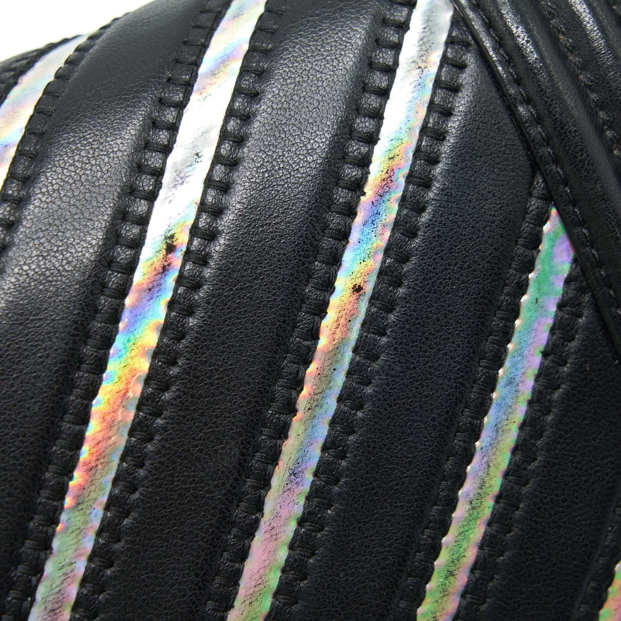 Chanel Medium Boy Chevron Lambskin Black/Silver
