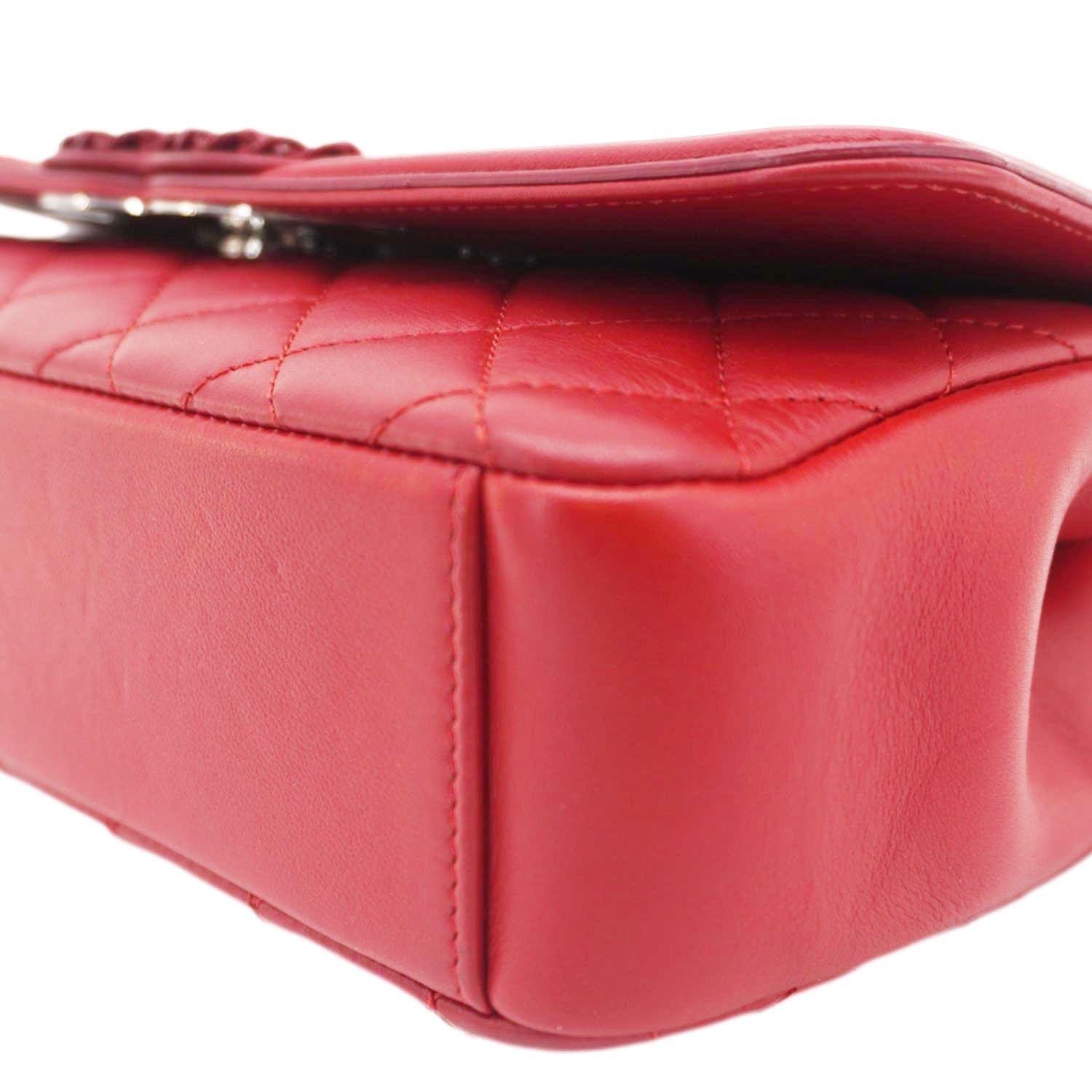 CHANEL CC Filigree Medium Flap Caviar Leather Crossbody Bag Red
