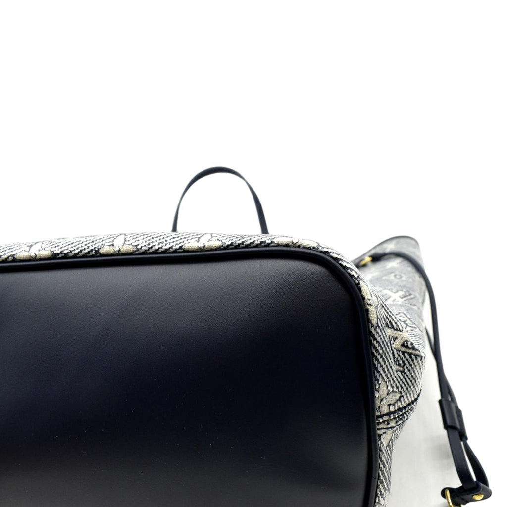 LOUIS VUITTON Neverfull MM Autres Toiles Monogram Canvas Tote Bag Metallic Chrome