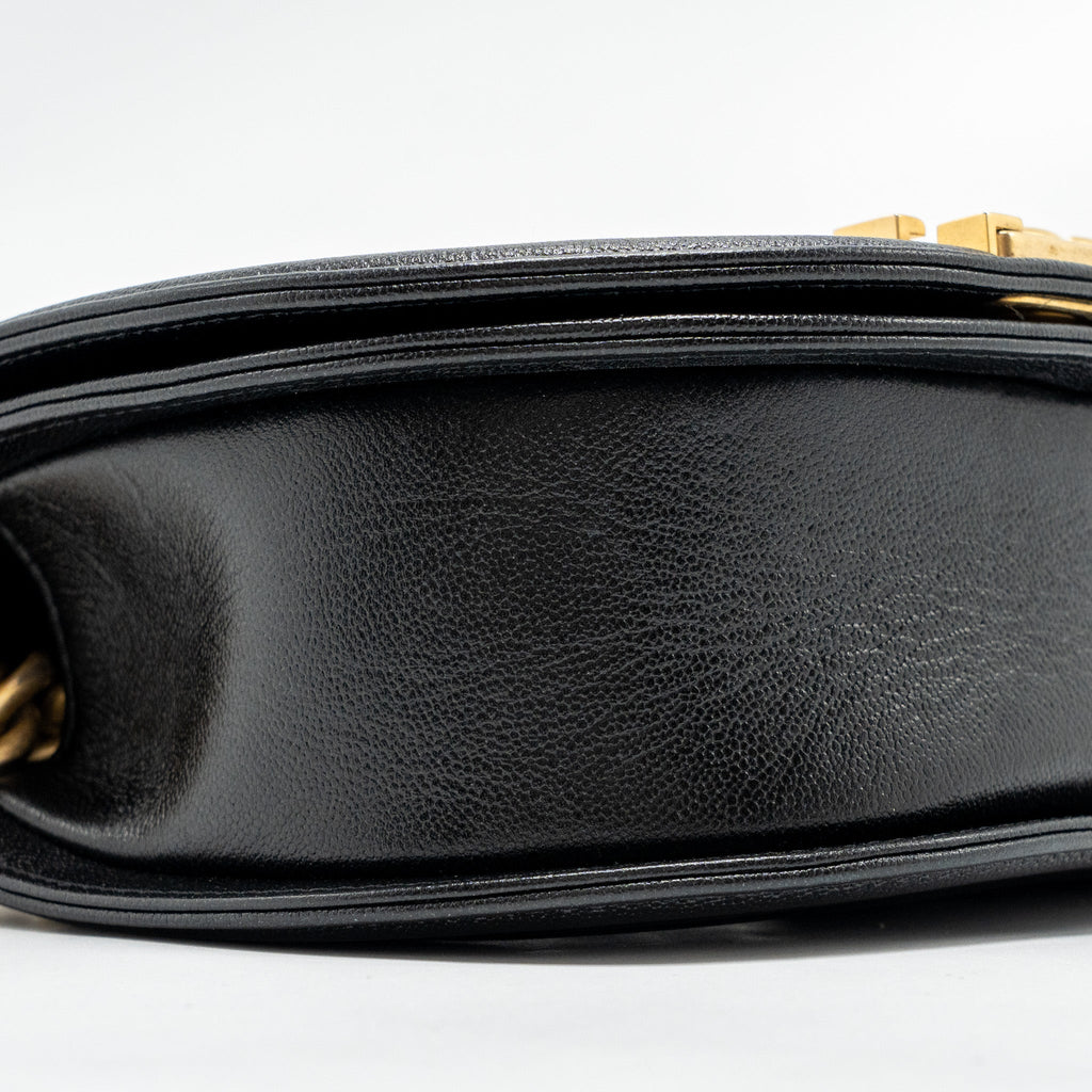 Chanel 22A Round Boy Messenger Bag Caviar Black  (Microchip)