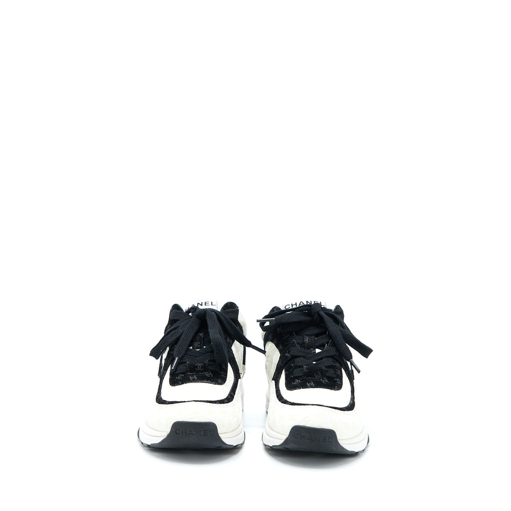 Chanel Size 35 22a Trainers Printed Suede/Calfskin Black/White
