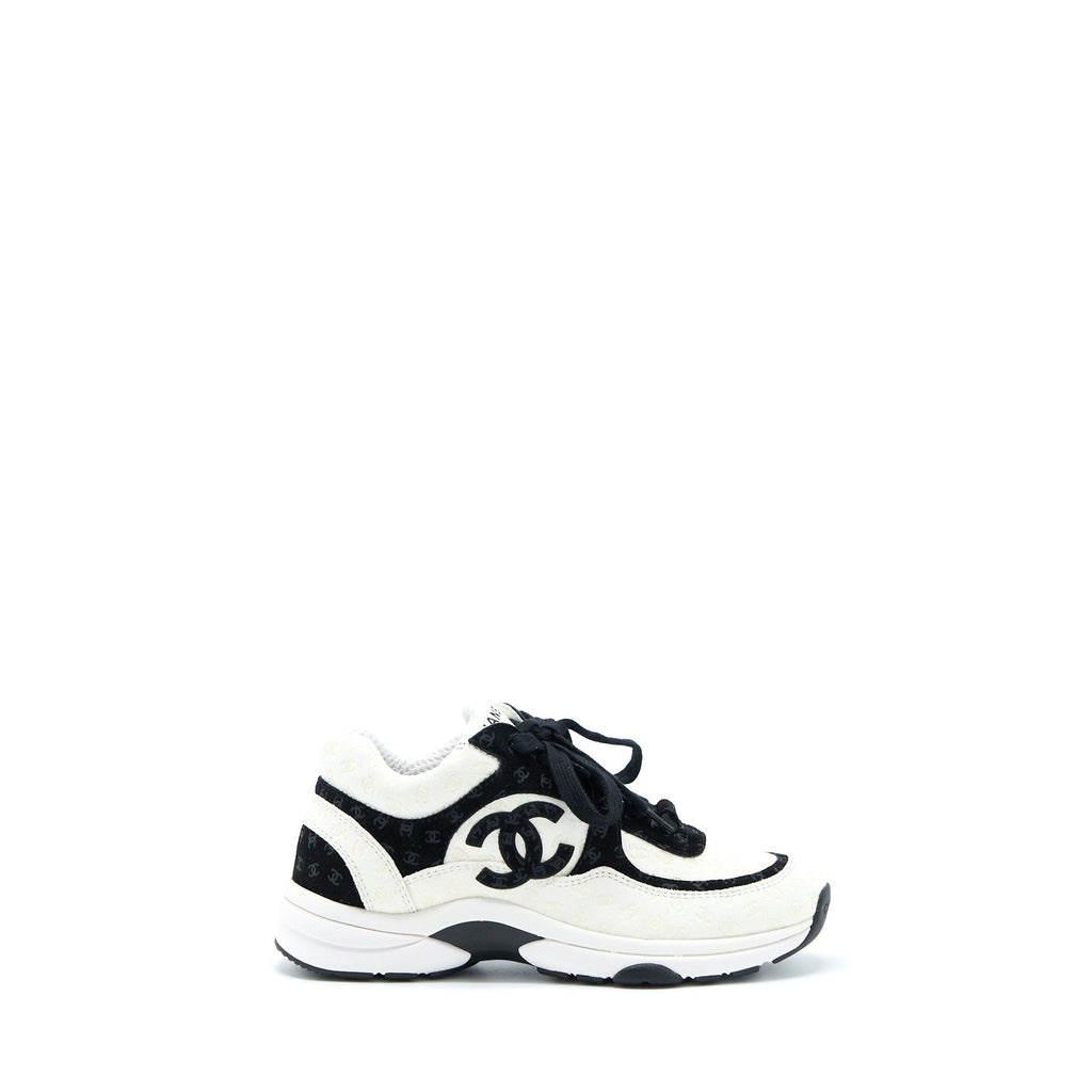 Chanel Size 35 22a Trainers Printed Suede/Calfskin Black/White