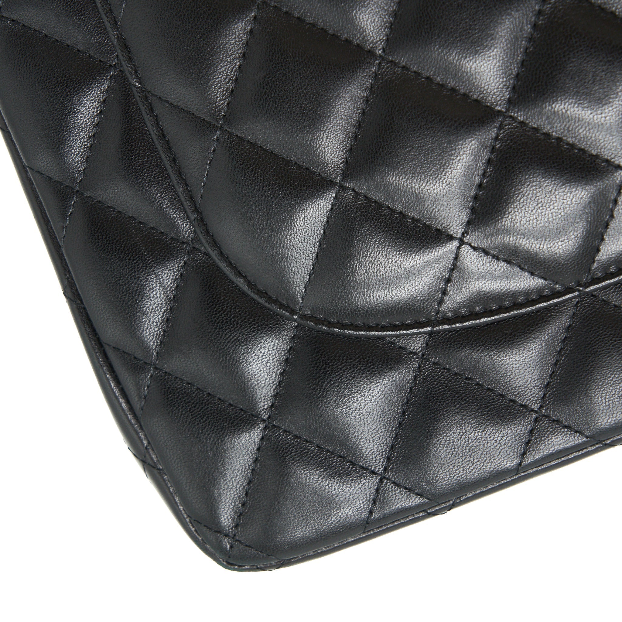 Chanel Classic jumbo Double flap Bag Lambskin Black