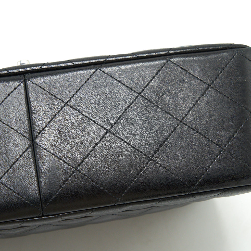 Chanel Classic jumbo Double flap Bag Lambskin Black