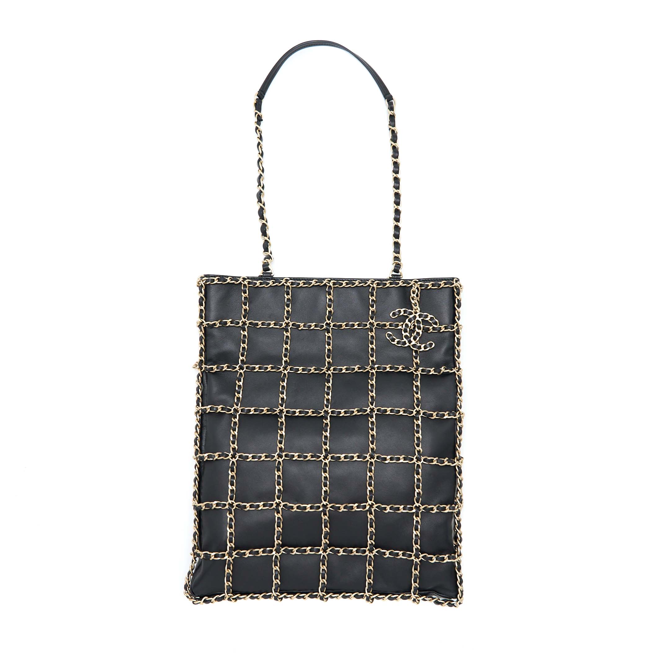 Chanel Cruise 2020 black chained Tote Bag Lambskin Black L