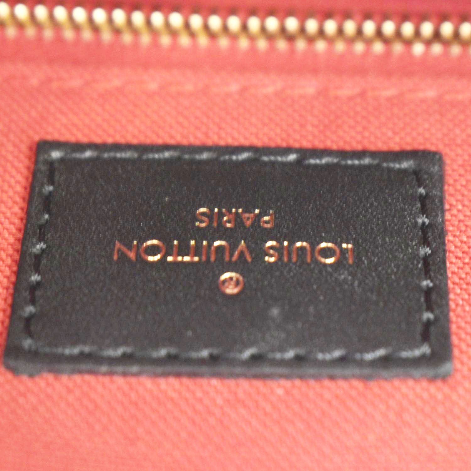 LOUIS VUITTON Onthego GM Giant Monogram Canvas Tote Bag Brown