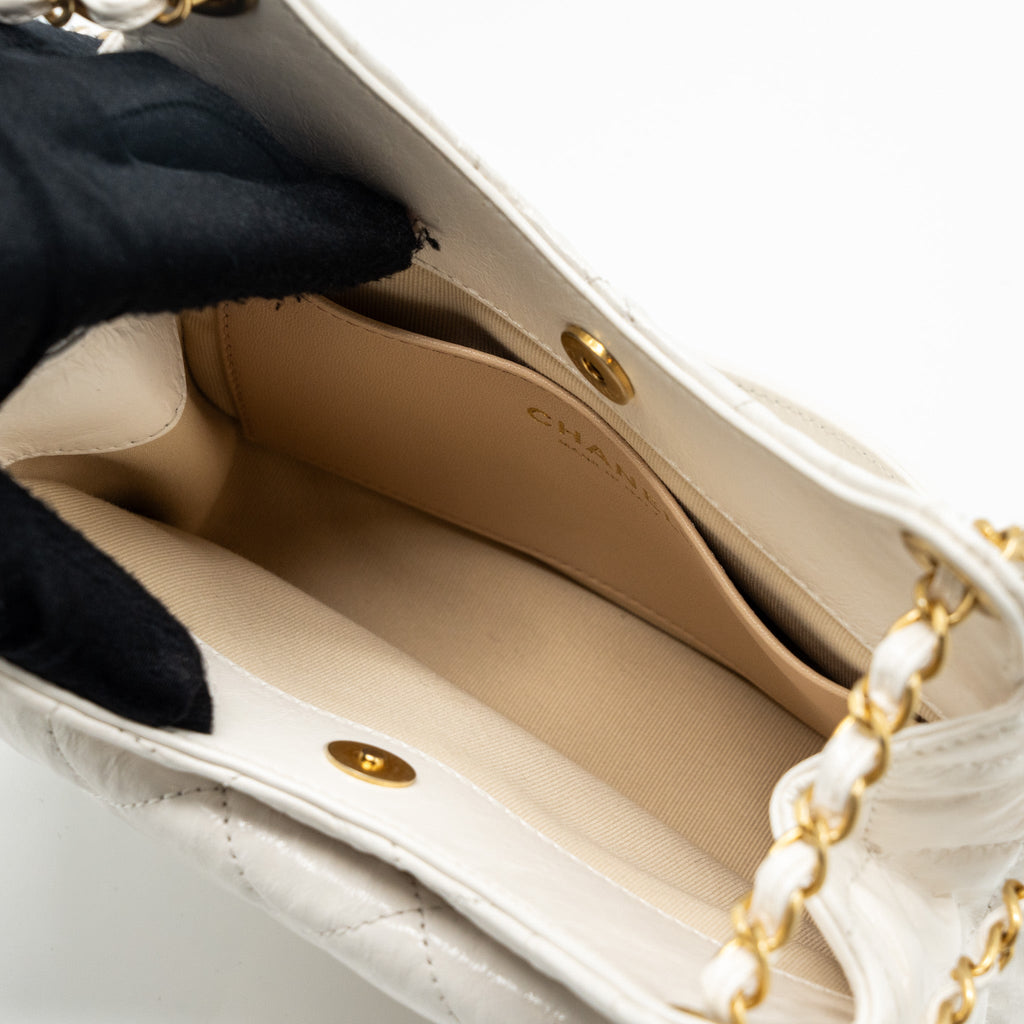 Chanel 23b Small Hobo Bag Shiny Calfskin White Brushed (Microchip)