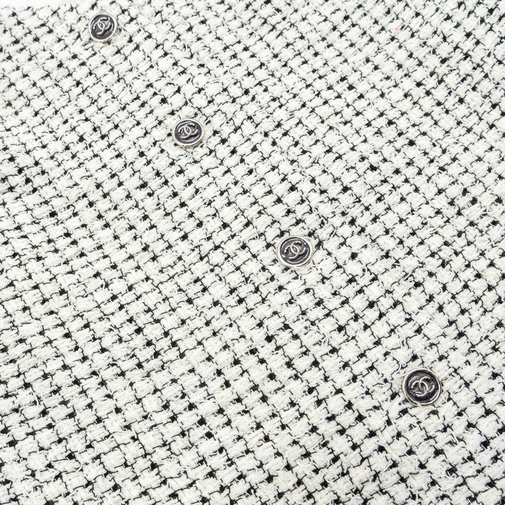 Chanel size 34 21P Tweed dress cotton/polyester white/black