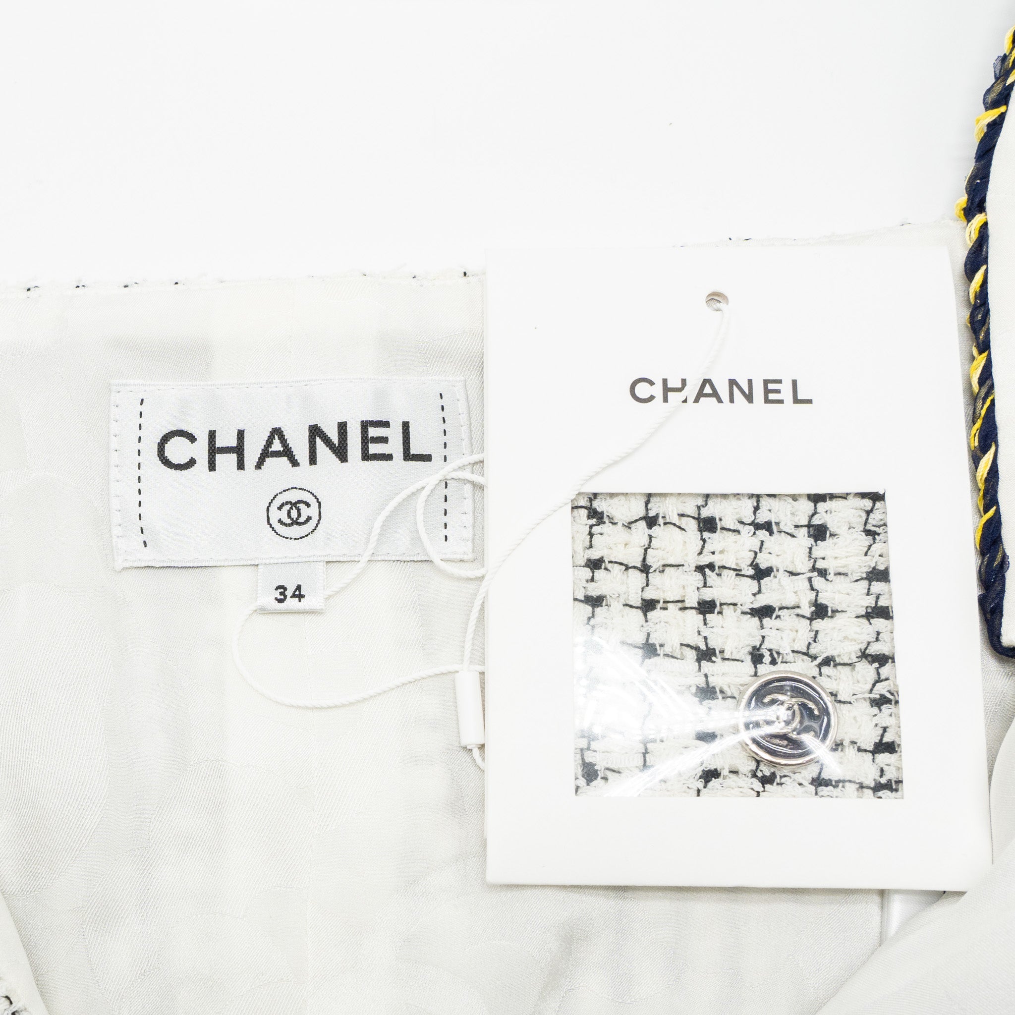 Chanel size 34 21P Tweed dress cotton/polyester white/black