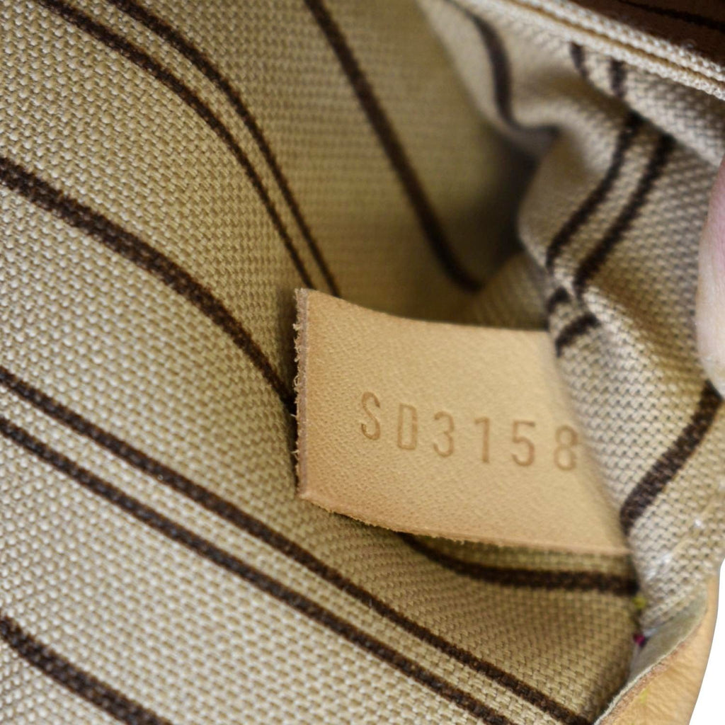 LOUIS VUITTON Neverfull MM Monogram Canvas Tote Bag Brown