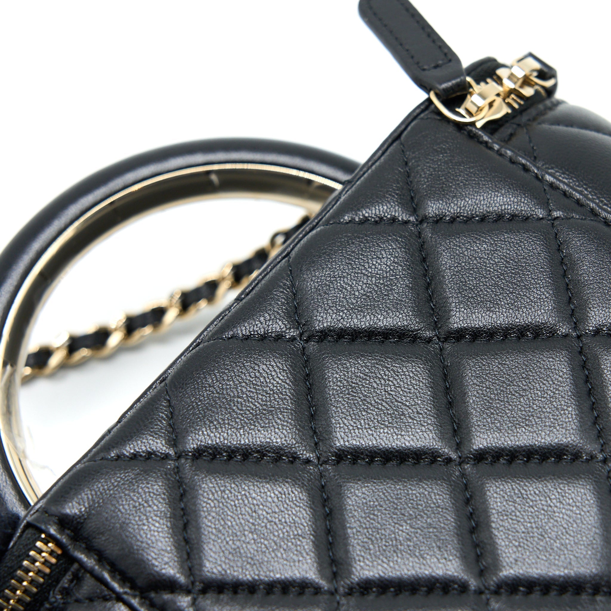 Chanel 22A Top Handle Long Vanity Case Lambskin Black L