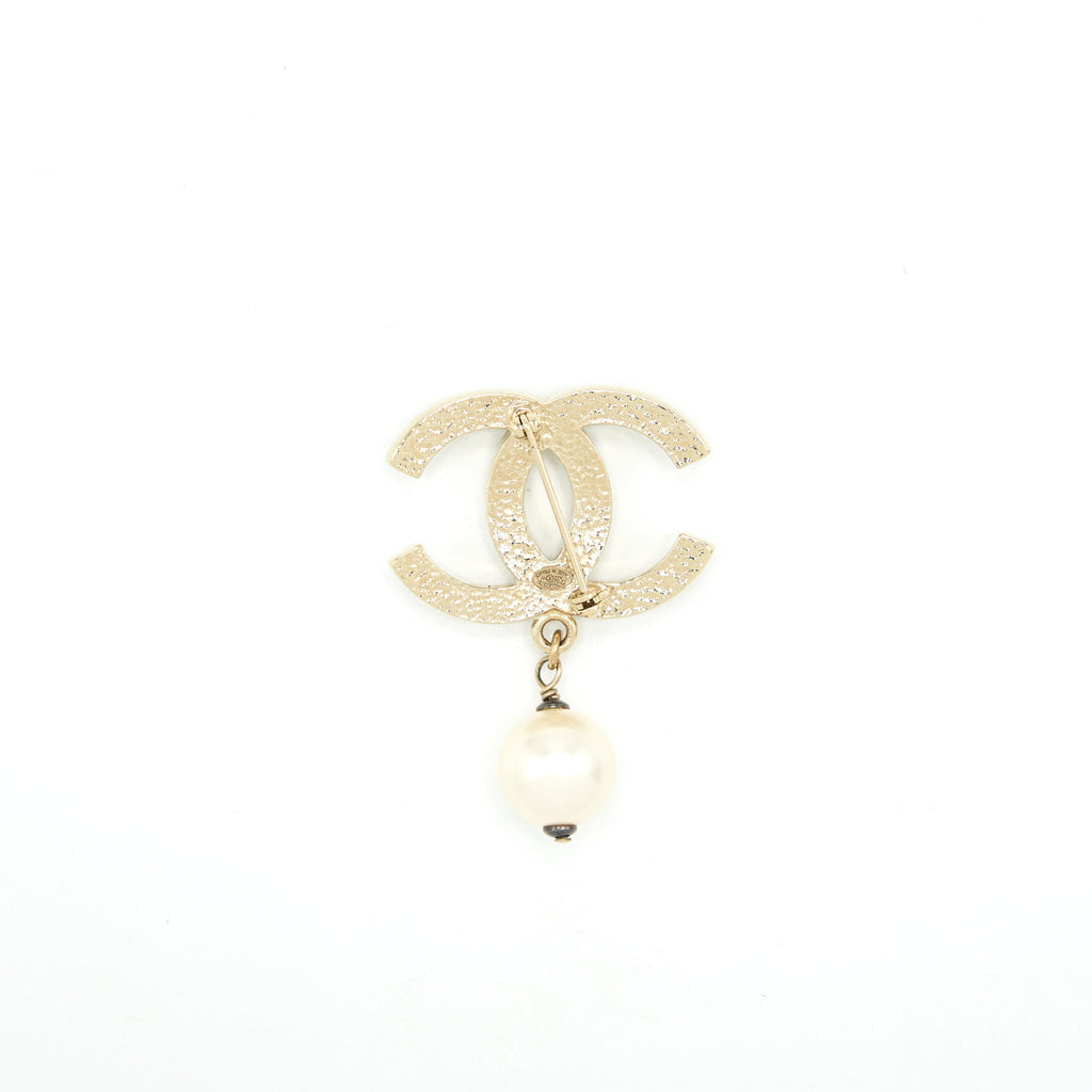Chanel Pearl CC Logo With Drop Pearl Brooch L