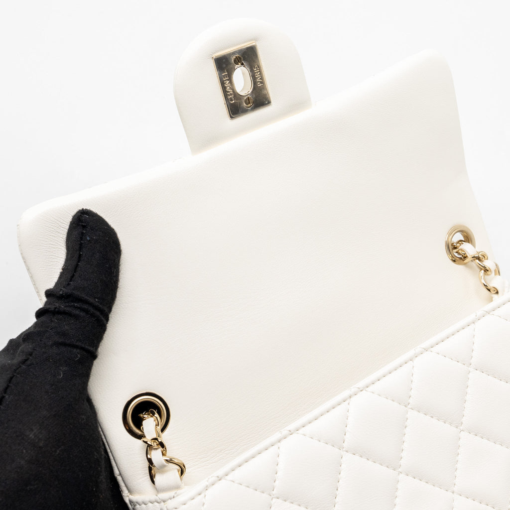 Chanel 23C pearl crush mini rectangular flap bag lambskin white L (microchip)