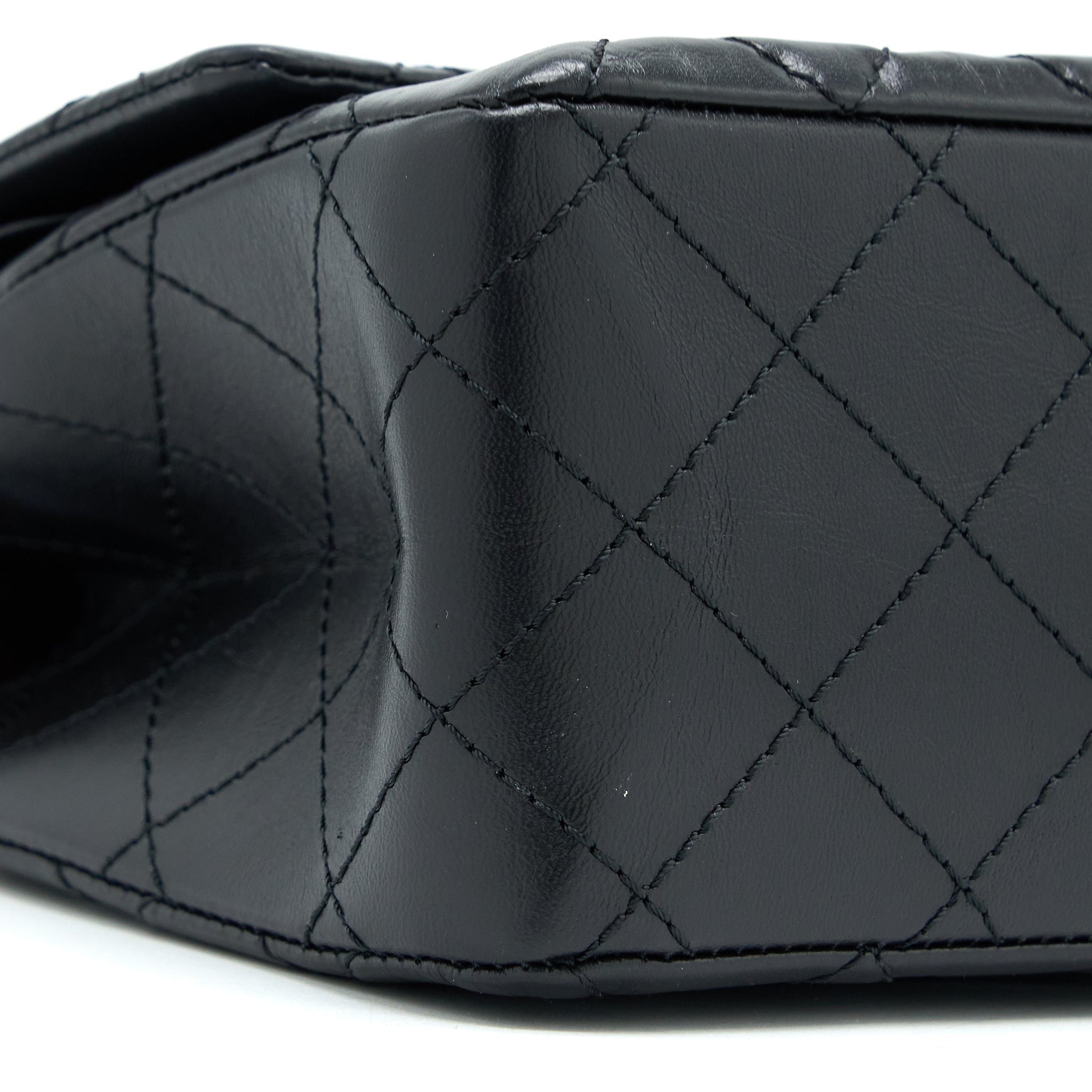 Chanel 2.55 Reissue 226 Aged Calfskin Black Brushed  (Microchip)
