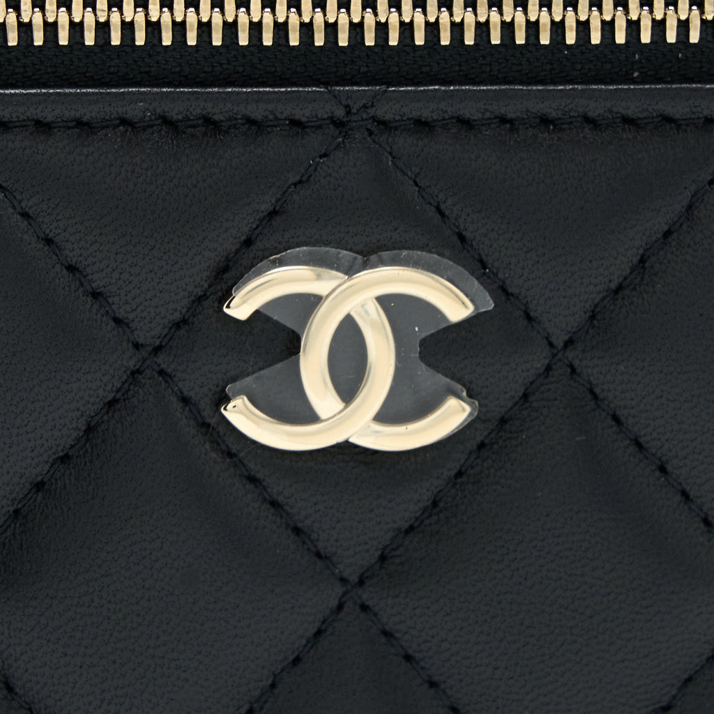 Chanel 22A Top Handle Long Vanity With Chain Lambskin Black L