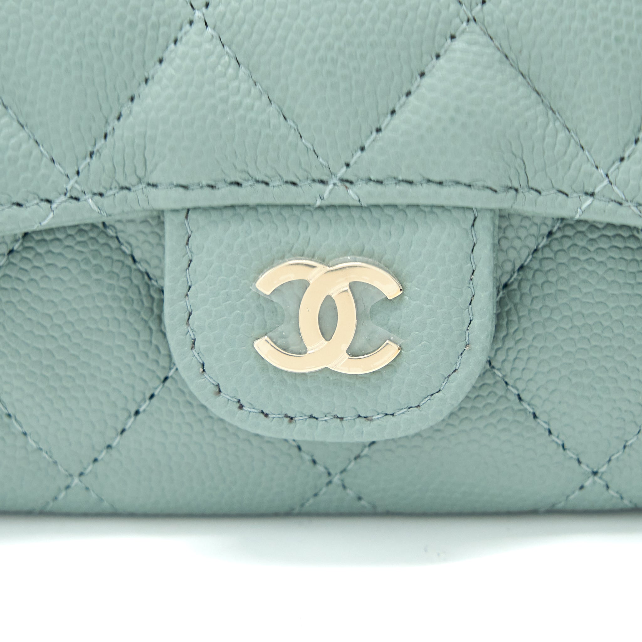 Chanel 23C Classic Flap Card Holder Caviar Light Grey L