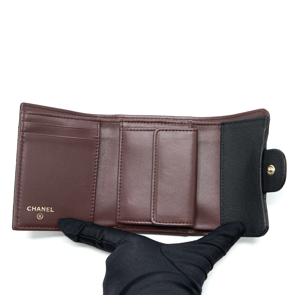 Chanel Classic Flap Compact Wallet Caviar Black L