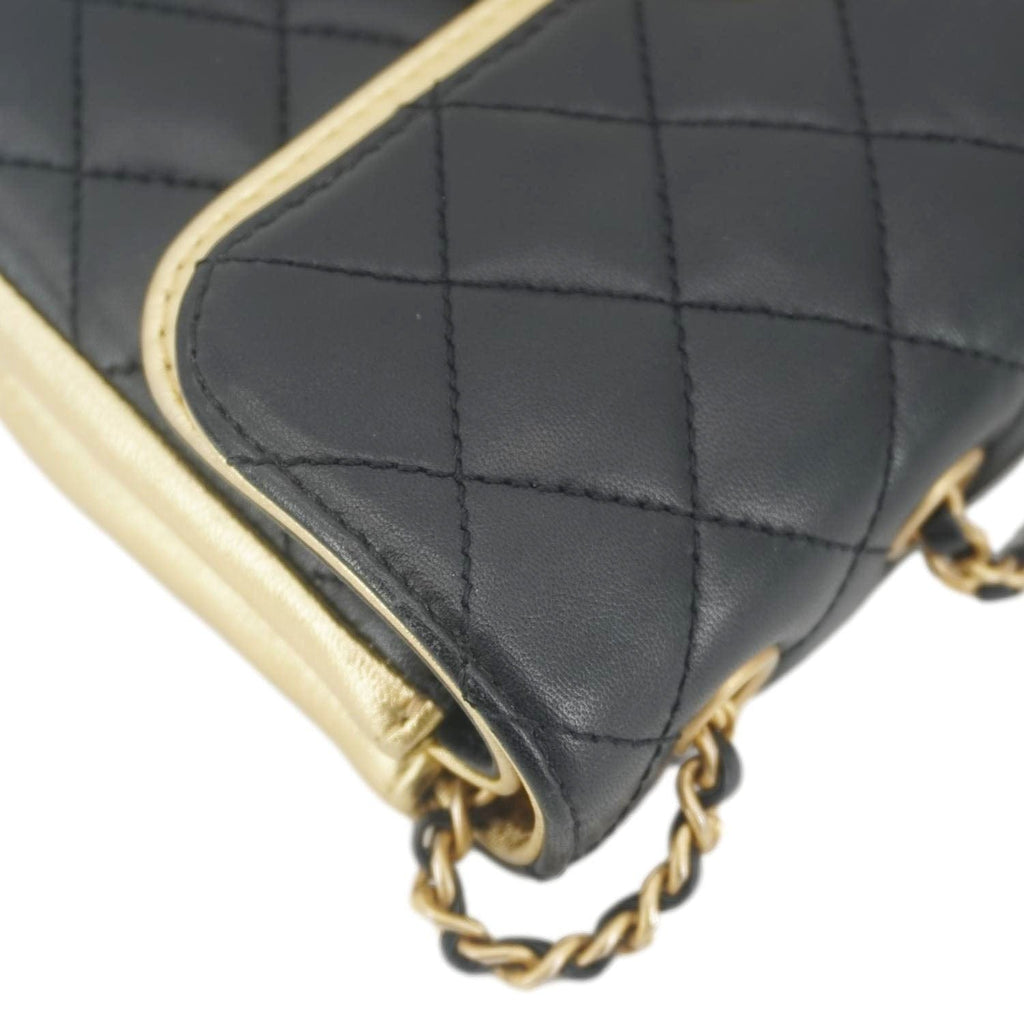 CHANEL CC Double Flap Quilted Leather Shoulder Bag Black