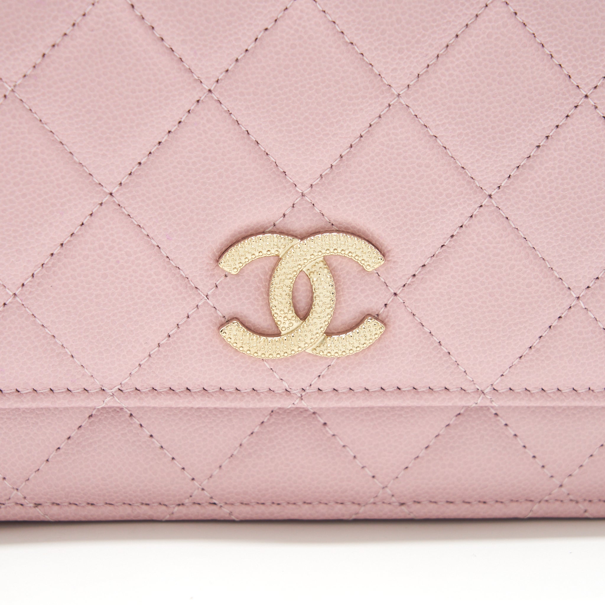 Chanel 22B Wallet On Chain With Detail CC Logo Caviar Light Pink NJ523 L(Microchip)