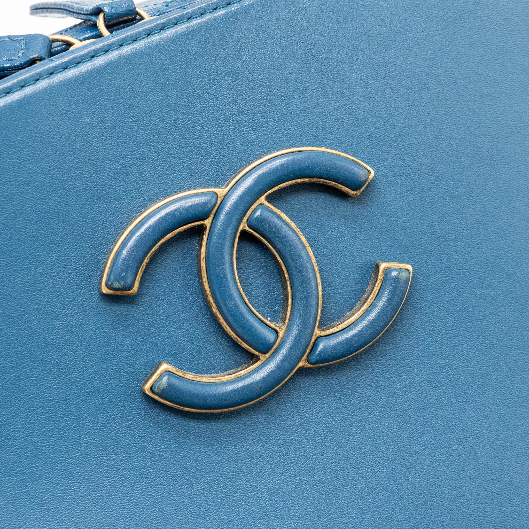 Chanel top handle zip vanity bag leather blue