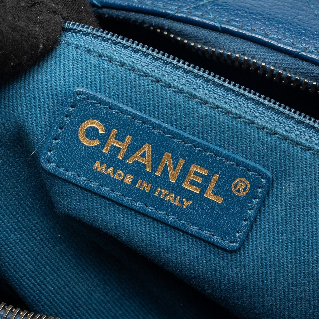 Chanel top handle zip vanity bag leather blue