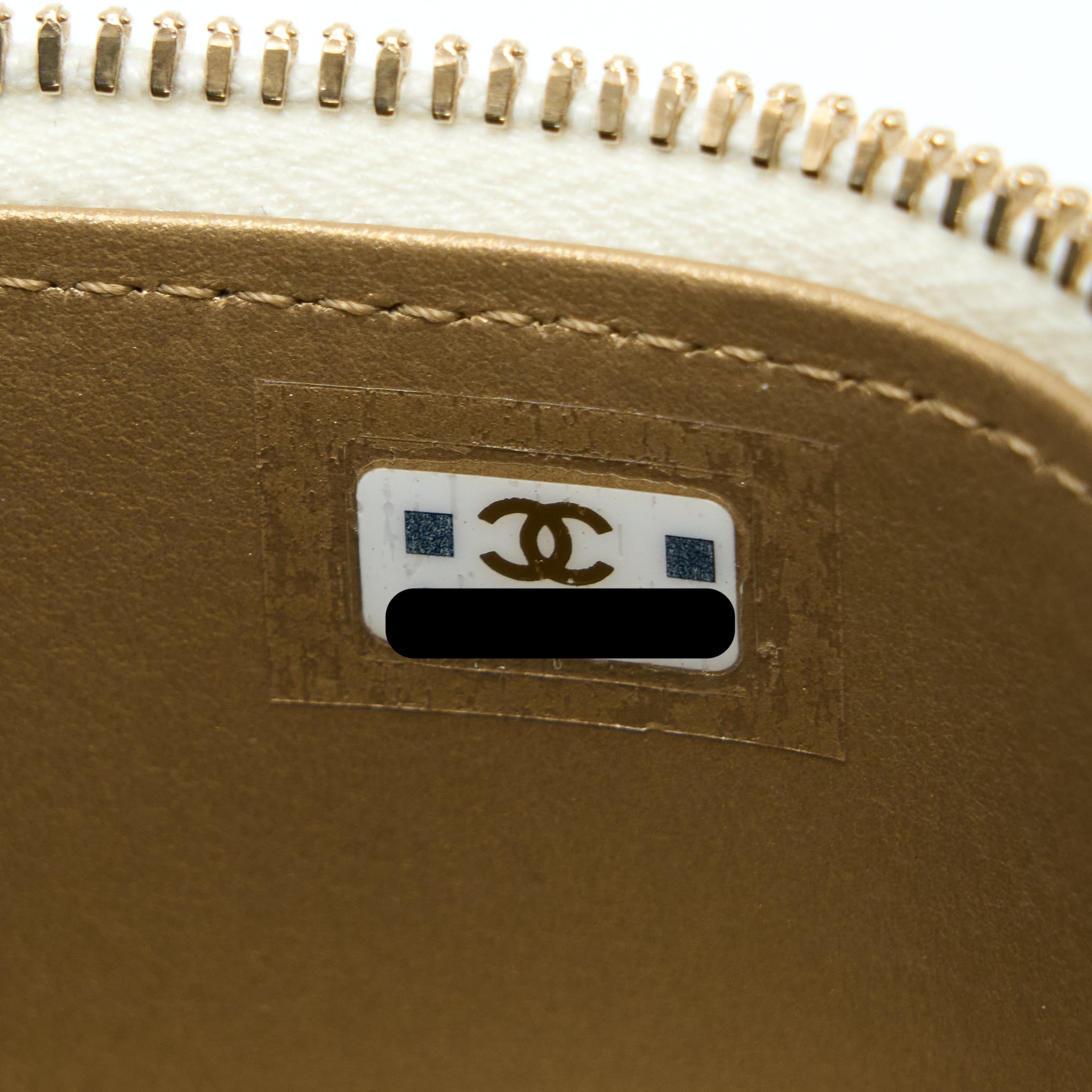Chanel 23C Pearl Crush Mini Vanity with Chain Lambskin White L (Microchip)