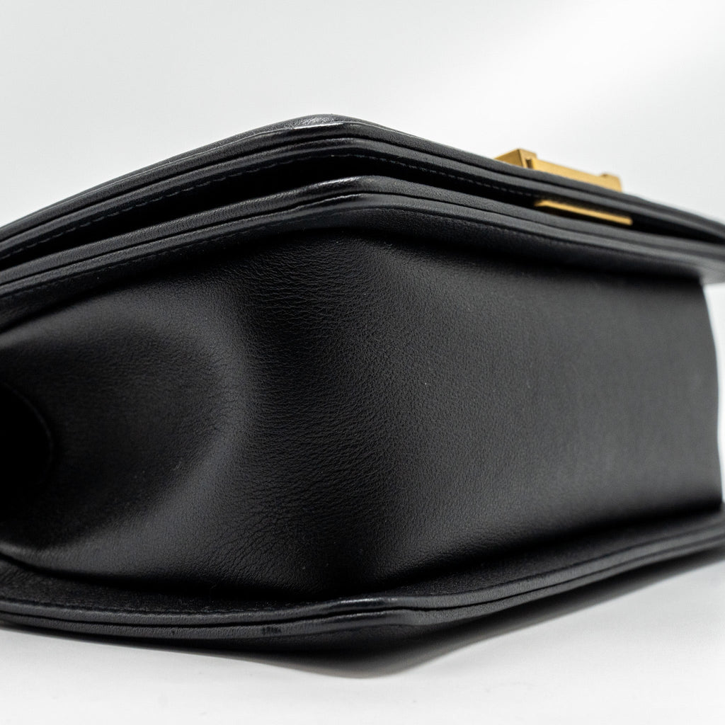 Chanel Small Boy Bag Calfskin Black  (microchip)
