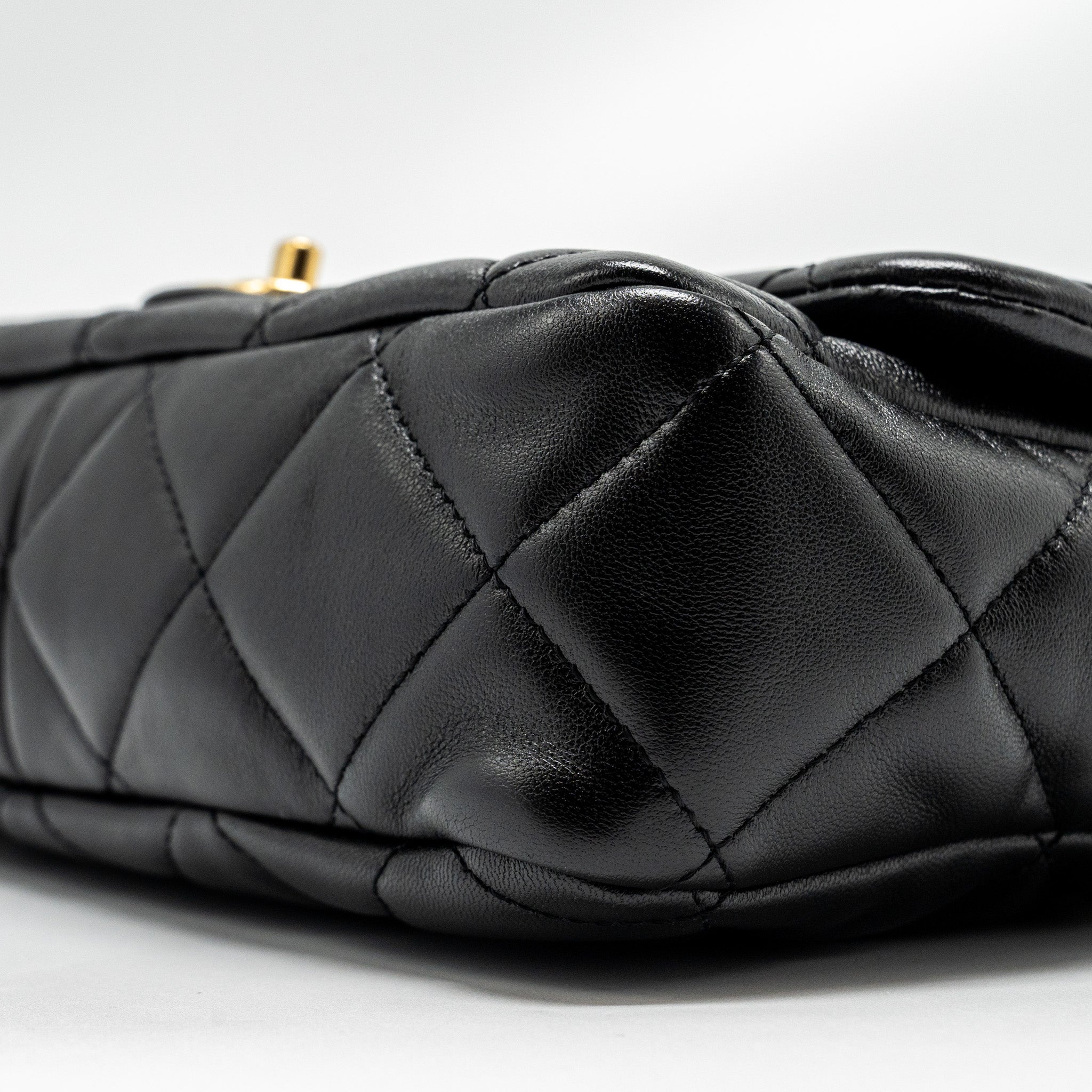Chanel Giant Chain Quilted large flap bag lambskin black  (microchip)